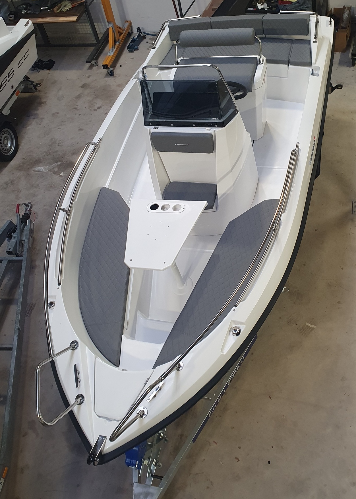 Sportboot Compass 165 cc mit 115 PS Parsun und 1,3t Trailer Miro alles Neu!!